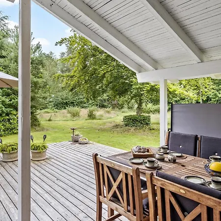 Vakantiehuis 3 Bedroom In *